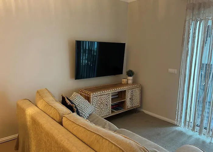 Dream House - Com Piscina Aquecida E Com 5 Bicicletas Incluindo 1 Eletrica